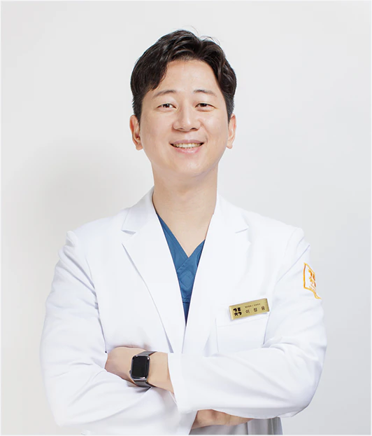 이정웅 대표원장 프로필 이미지